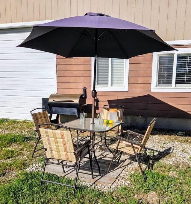 Private Cabin- Breakfast - Double Tub - 75In Tv - Sup - Washer Dryer - Bbq West Point Zewnętrze zdjęcie