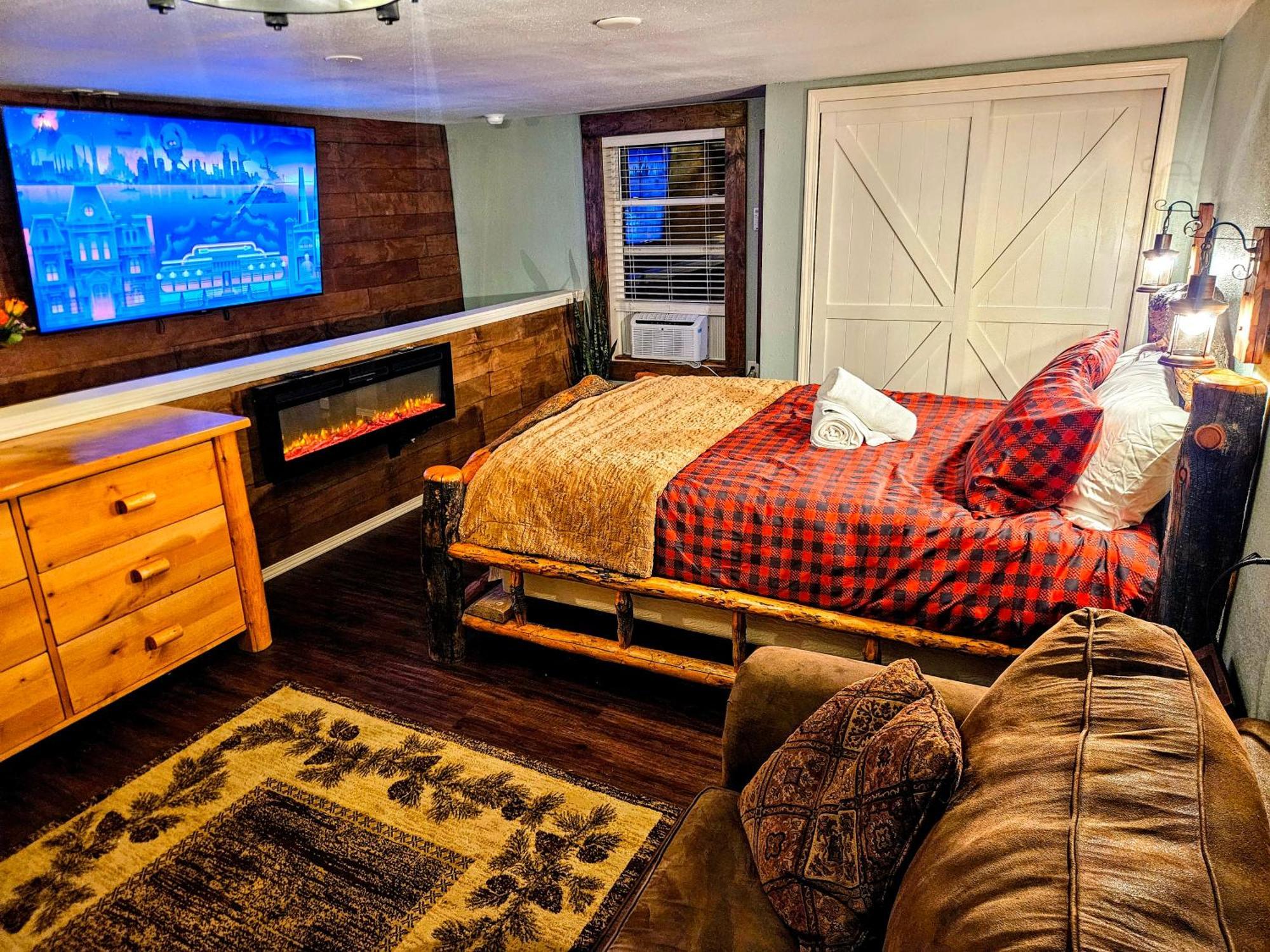 Private Cabin- Breakfast - Double Tub - 75In Tv - Sup - Washer Dryer - Bbq West Point Zewnętrze zdjęcie